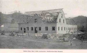 낙농 헛간 건설 1913